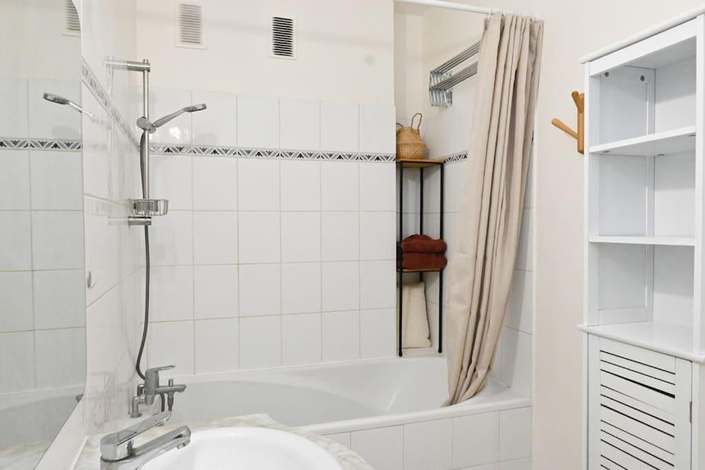 Appartement A *
